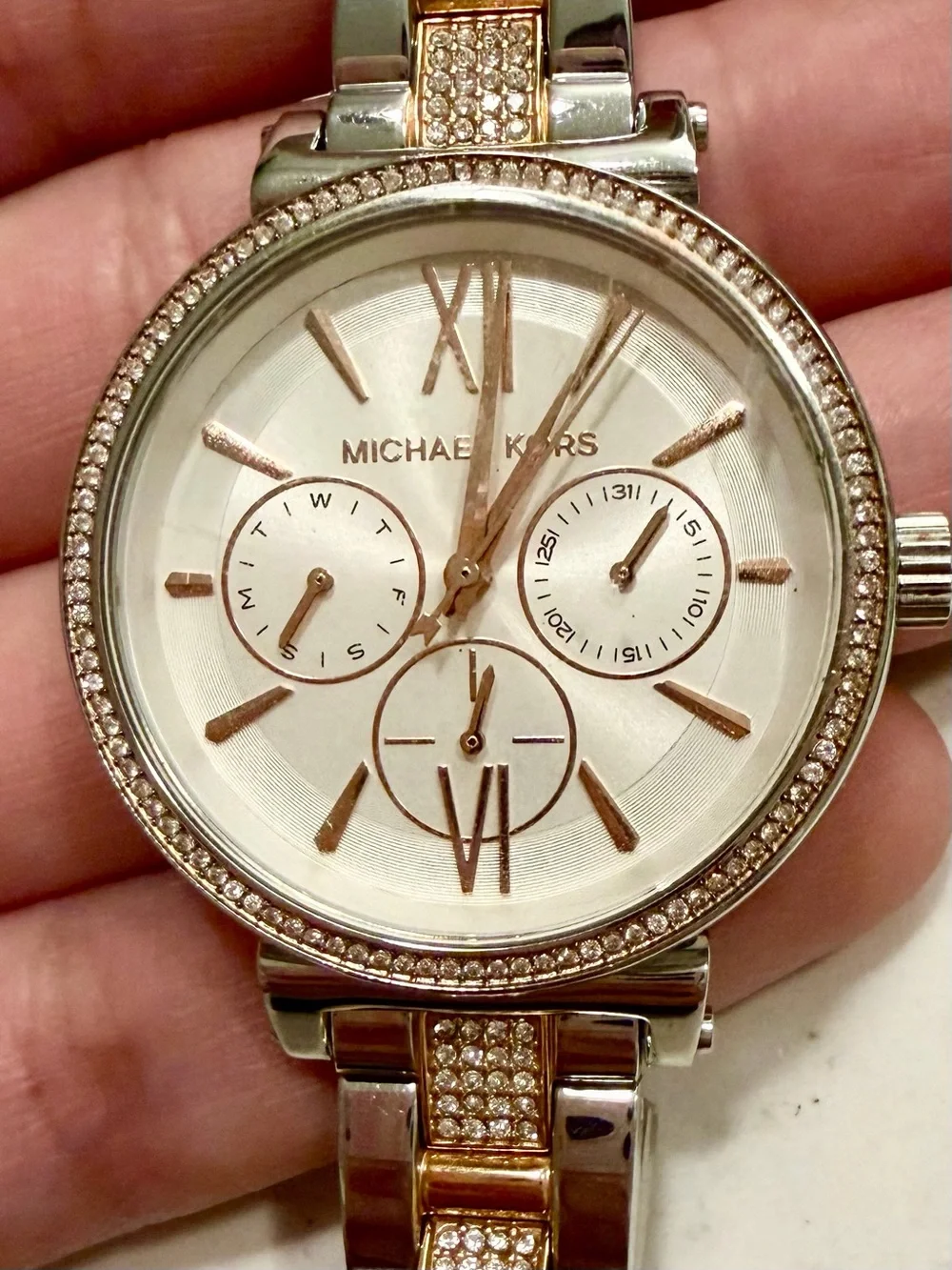Michael Kors stylish michael